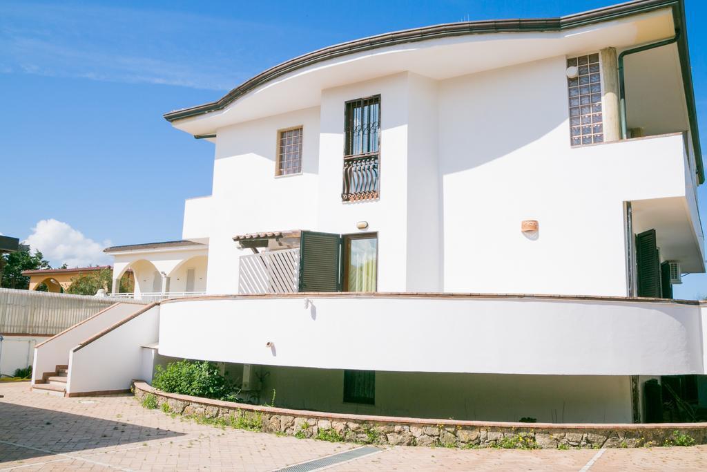 Villa Giglio Marino パエストゥム エクステリア 写真